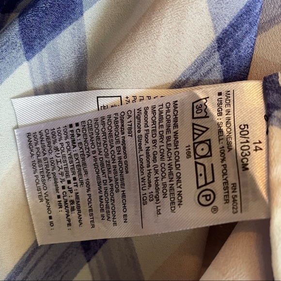 Banana republic Short Ruffle Sleeve Blouse - Picture 5 of 9